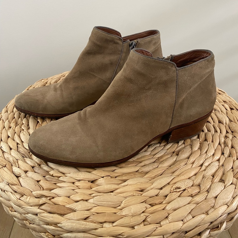 Sam Edelman Suede Petty bootie. Size 9 Tan